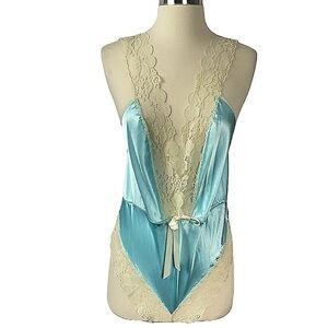 Vintage Blue Satin & Lace Plunging Neck Teddy With Bow Detail Size M